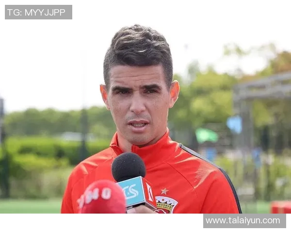 辫子头足球明星的传奇之路与场上风采的完美结合